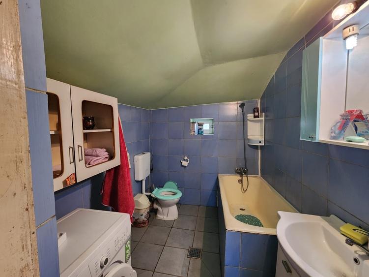 Casă individuală cu 2 camere cu Garaj în Exterior Vest