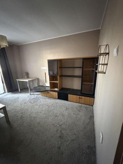 Apartament cu 3 camere decomandat în Măgurele