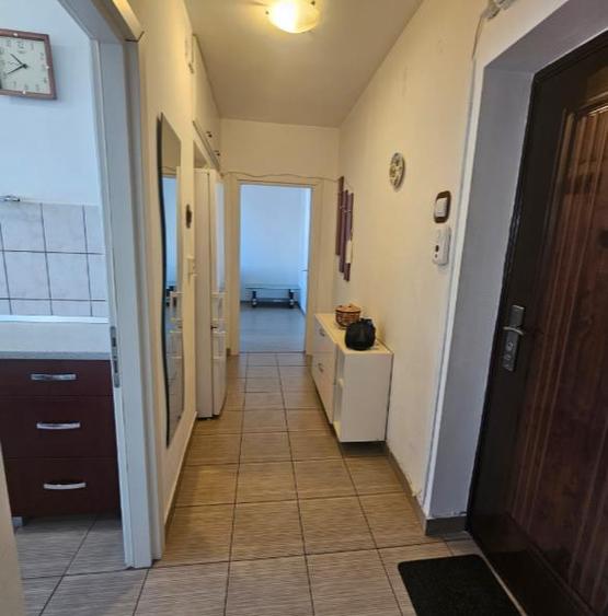 Apartament cu 2 camere decomandat în Centrul Civic