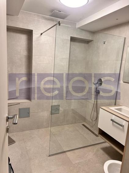 Apartament cu 3 camere decomandat, mobilat în Decebal