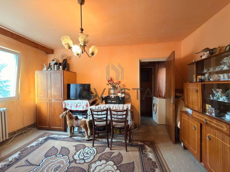 Apartament cu 3 camere semidecomandat, mobilat în Mănăștur