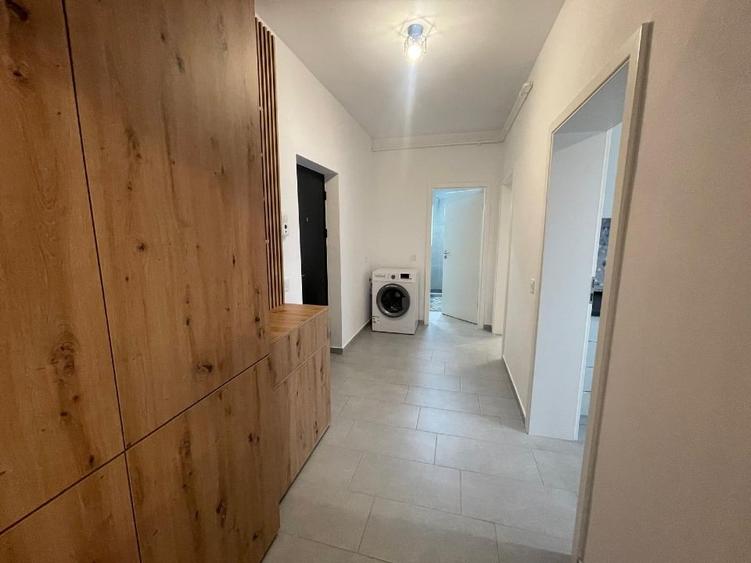 Apartament cu 2 camere decomandat, mobilat în Sânpetru
