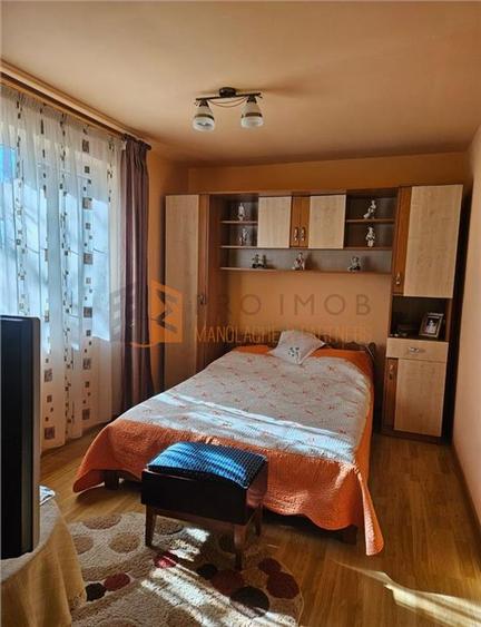 Casă individuală cu 5 camere cu Teren 1100 Mp în Cândești