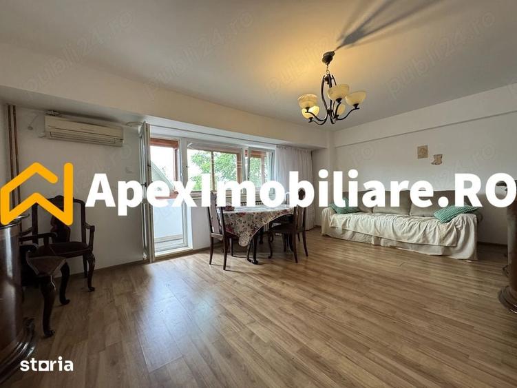 Apartament cu 4 camere decomandat în Vatra Luminoasă