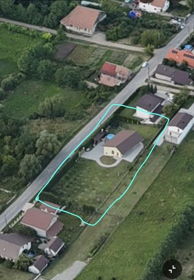 Casă cu 4 camere cu Teren 1591 Mp în Ciugud