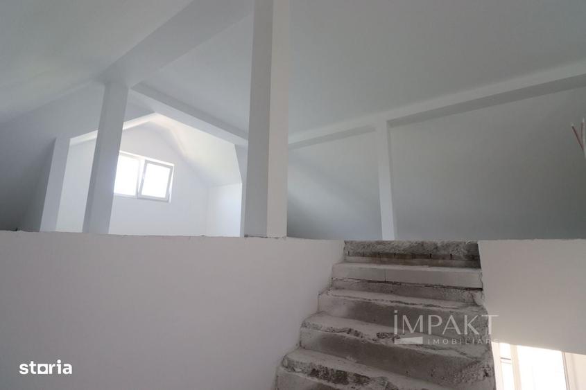 Casă cu 4 camere în Dezmir