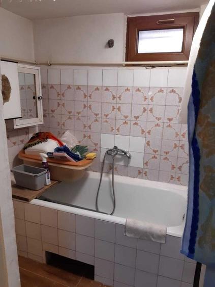 Apartament cu 2 camere semidecomandat în Griviței