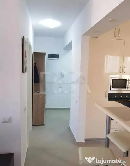 Apartament cu 2 camere decomandat în Parcul Carol