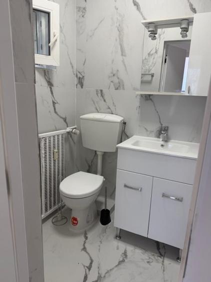 Apartament cu 3 camere decomandat, mobilat în Banu Manta