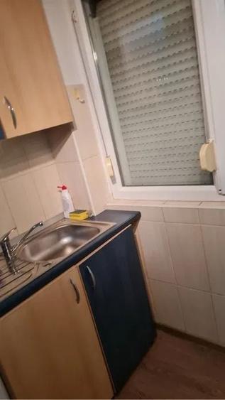 Apartament cu 2 camere semidecomandat, mobilat în Torontalului