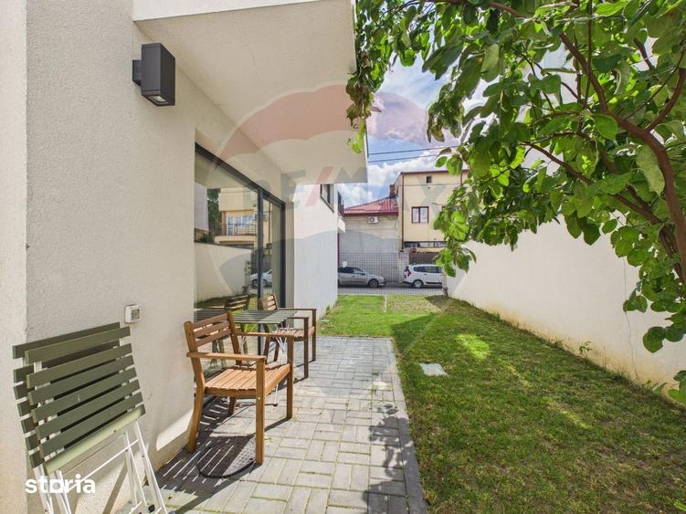 Apartament cu 2 camere semidecomandat, mobilat în Grivița