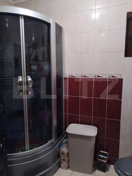 Apartament cu 3 camere decomandat, mobilat în Aurel Vlaicu