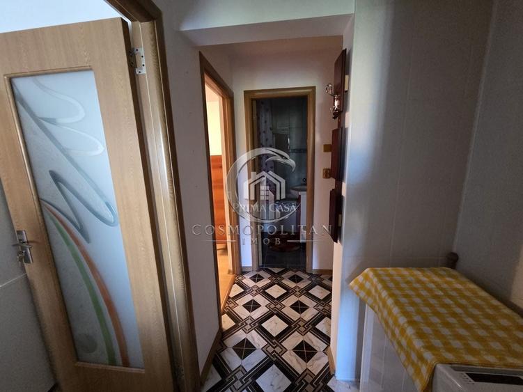 Apartament cu 3 camere în Micro 14