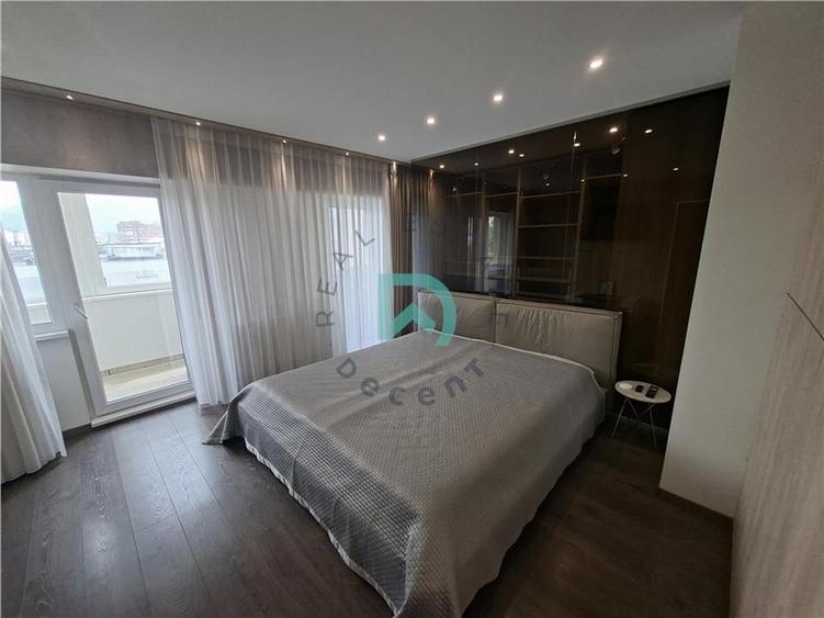 Apartament cu 3 camere decomandat în Răcădău