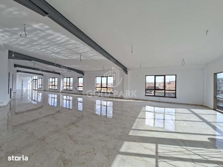 Spațiu comercial, de 308 mp, în Central