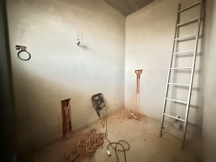 Duplex cu 4 camere cu Teren 250 Mp în Giroc