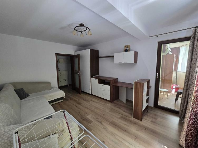Apartament 2c decomandat + parcare privata, de inchiriat pe sos Rediu nr. 14 - 1