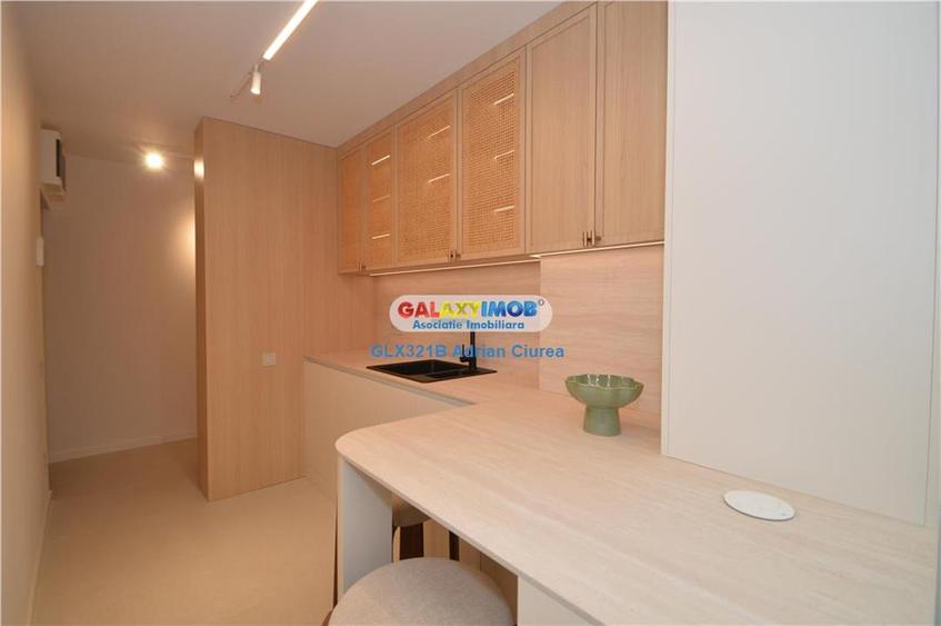 Apartament cu 2 camere semidecomandat, mobilat în Unirii