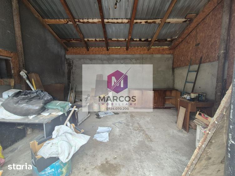 Casă cu 4 camere cu Teren 1726 Mp în Central