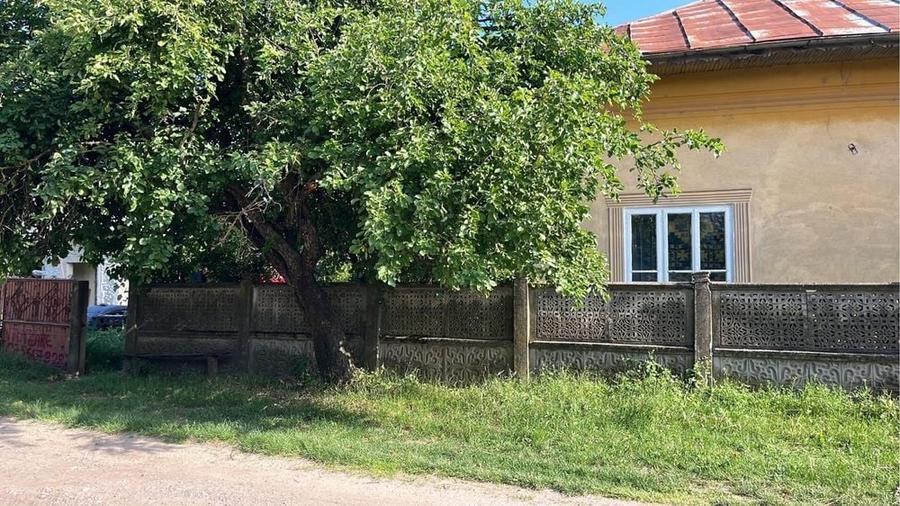 Casă cu 2 camere în Marotinu de Jos