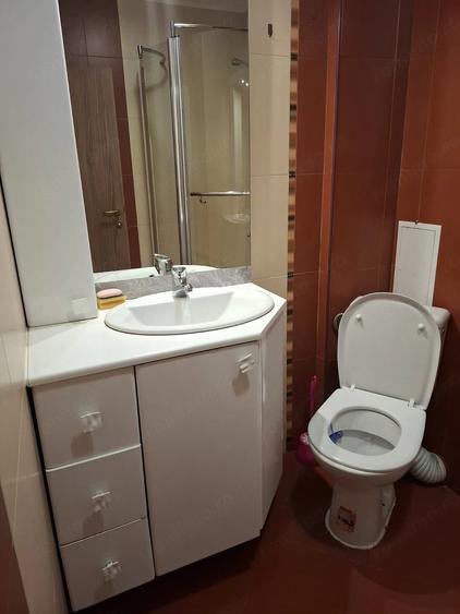 Apartament cu 2 camere decomandat în Ozana