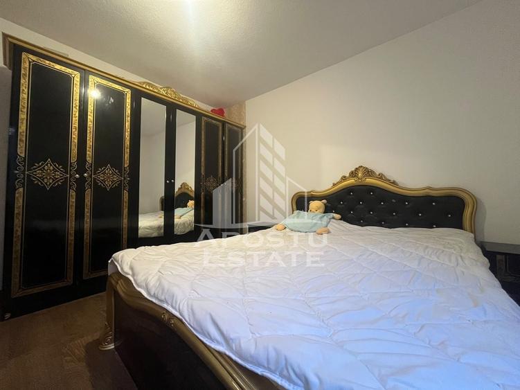 Casă individuală cu 5 camere cu Canalizare în Felnac