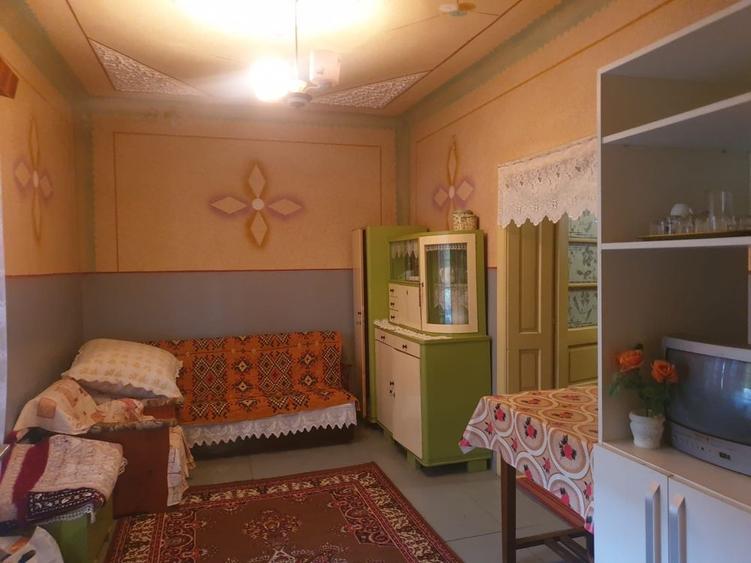 Casă cu 3 camere în Soceni