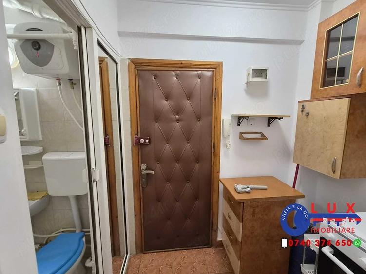 Apartament cu 2 camere nedecomandat în Central