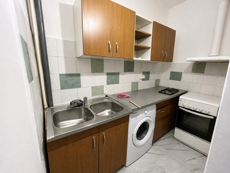 Apartament cu 2 camere semidecomandat, mobilat în Lipovei