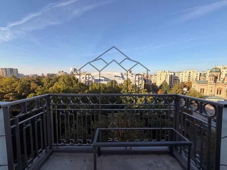 Apartament cu 3 camere, mobilat în Unirii