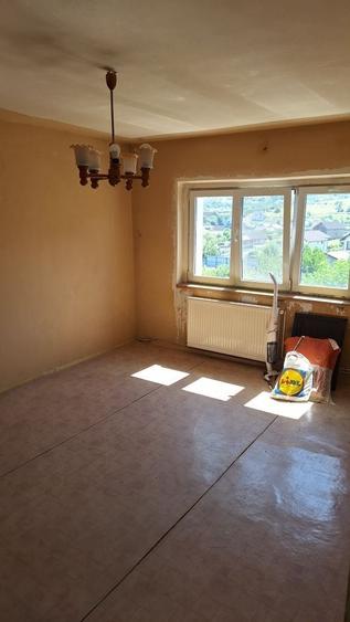 Apartament cu 2 camere decomandat în Tohanu Nou