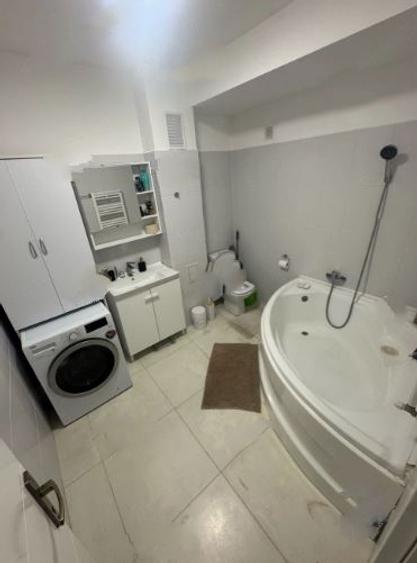 Apartament2 Camere Aparatorii Patriei,Metrou,bl.2010,parter/8,centrala,parcare - 5