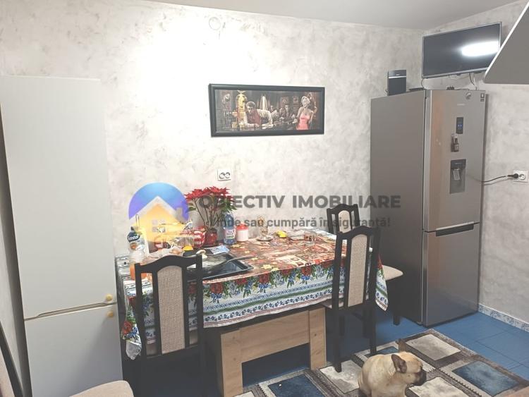 Apartament cu 4 camere decomandat, mobilat în Dărmănești