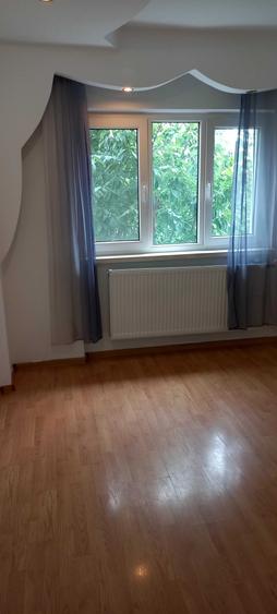 Apartament cu 2 camere decomandat în Burdujeni