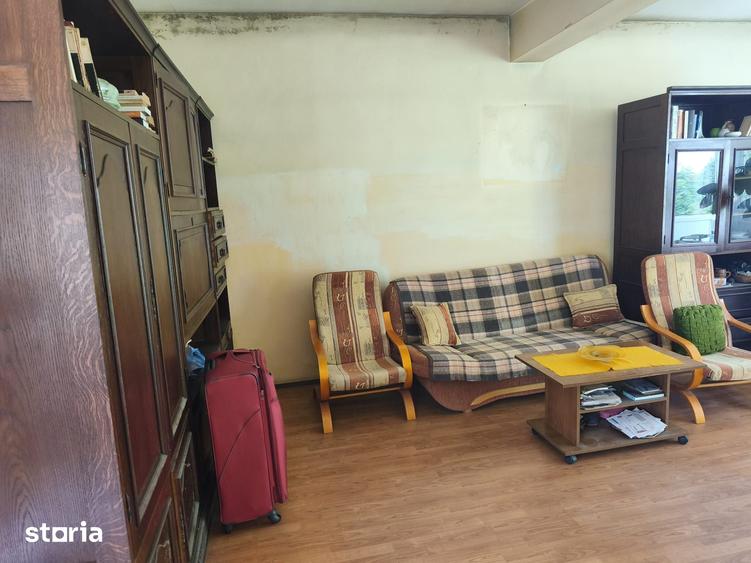 Casă cu 4 camere cu Teren 680 Mp în Gheorghe Doja
