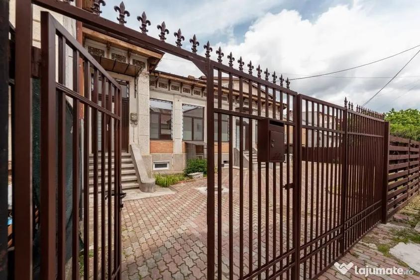 Casă cu 4 camere cu Teren 224 Mp în Central