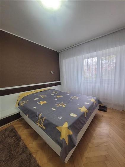 Apartament cu 3 camere decomandat, mobilat în Faleza Nord