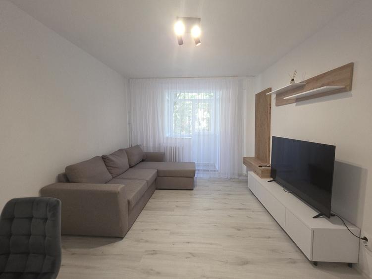 Apartament cu 2 camere decomandat în Lujerului