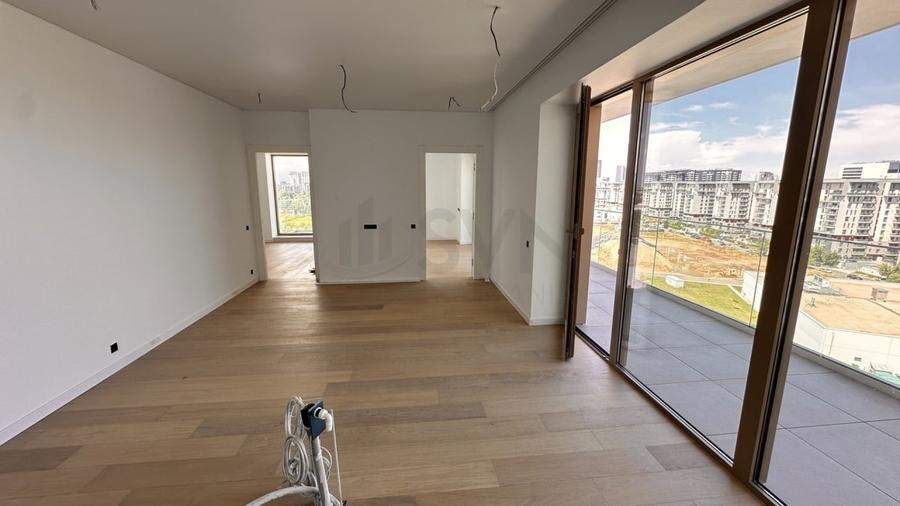Apartament cu 3 camere decomandat în Floreasca