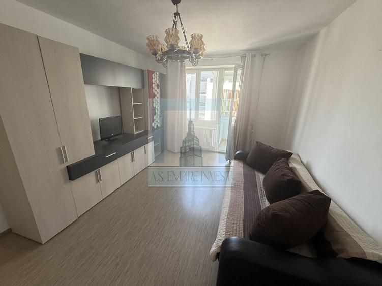 Apartament cu 2 camere decomandat în Centrul Civic