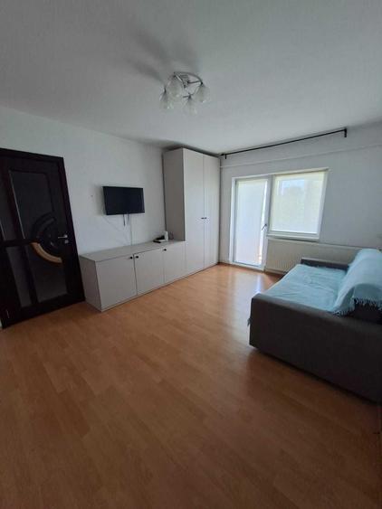 Apartament cu 2 camere semidecomandat în Brazda lui Novac