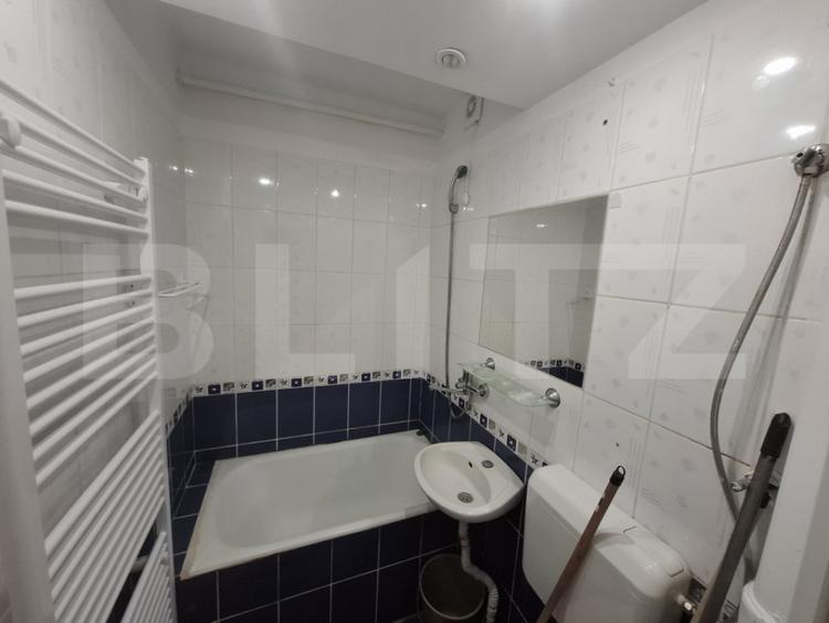Garsonieră semidecomandată în Micro 16