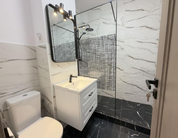 Apartament cu 3 camere decomandat în Titulescu