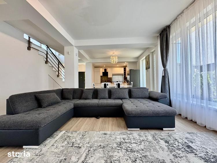 Casă cu 5 camere cu Teren 330 Mp în Tunari