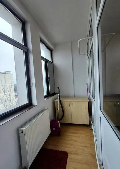 Apartament cu 2 camere semidecomandat în Bularga