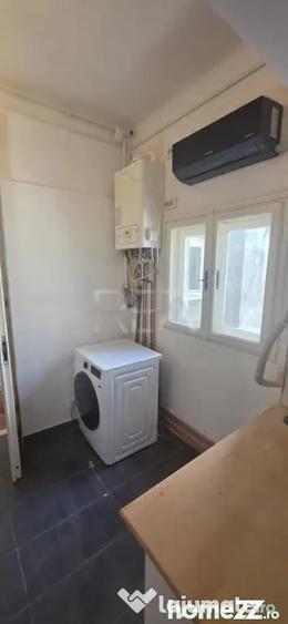 Apartament cu 3 camere decomandat în Știrbei Vodă