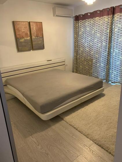 Duplex cu 4 camere cu Canalizare în Domnești