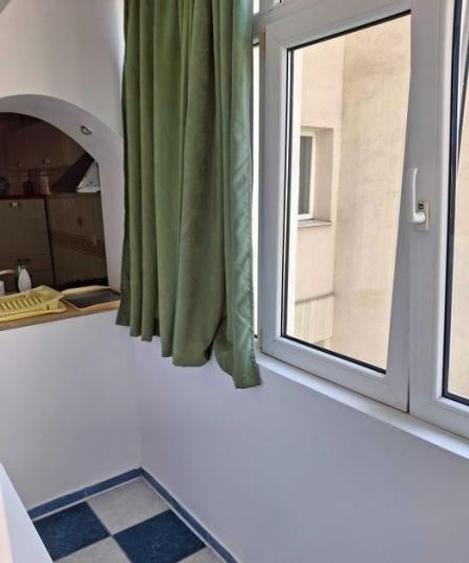 Apartament cu 2 camere semidecomandat, mobilat în Iancului