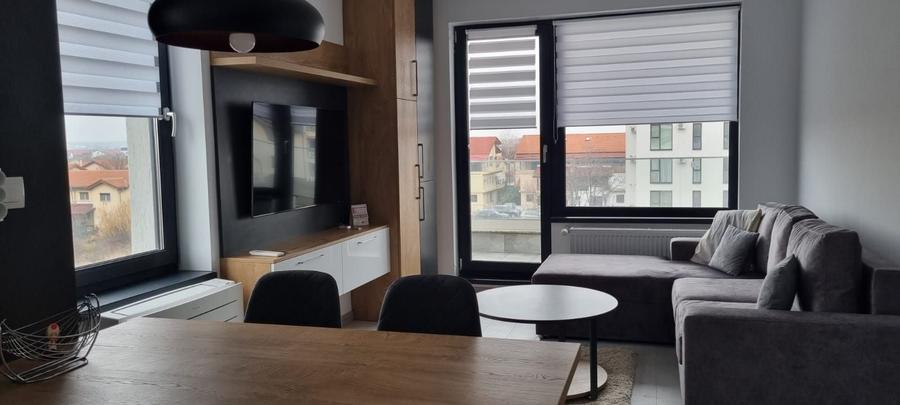 Apartament cu 3 camere decomandat, mobilat în Pipera