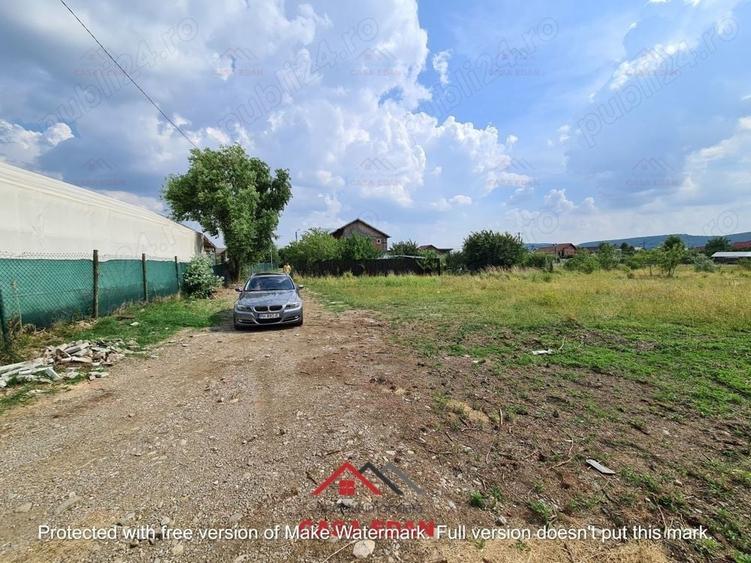Casă cu Teren 3727 Mp în Bănești